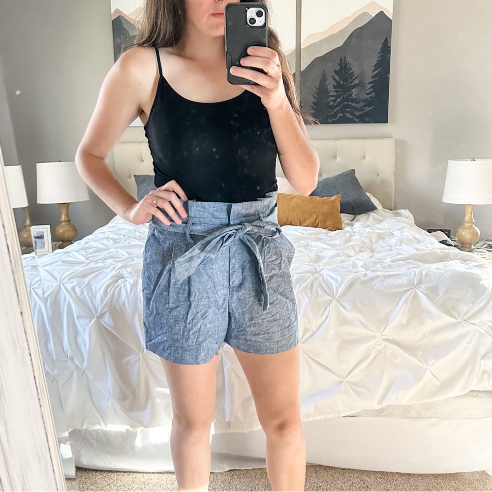 Boden chambray denim paperback tie waist shorts